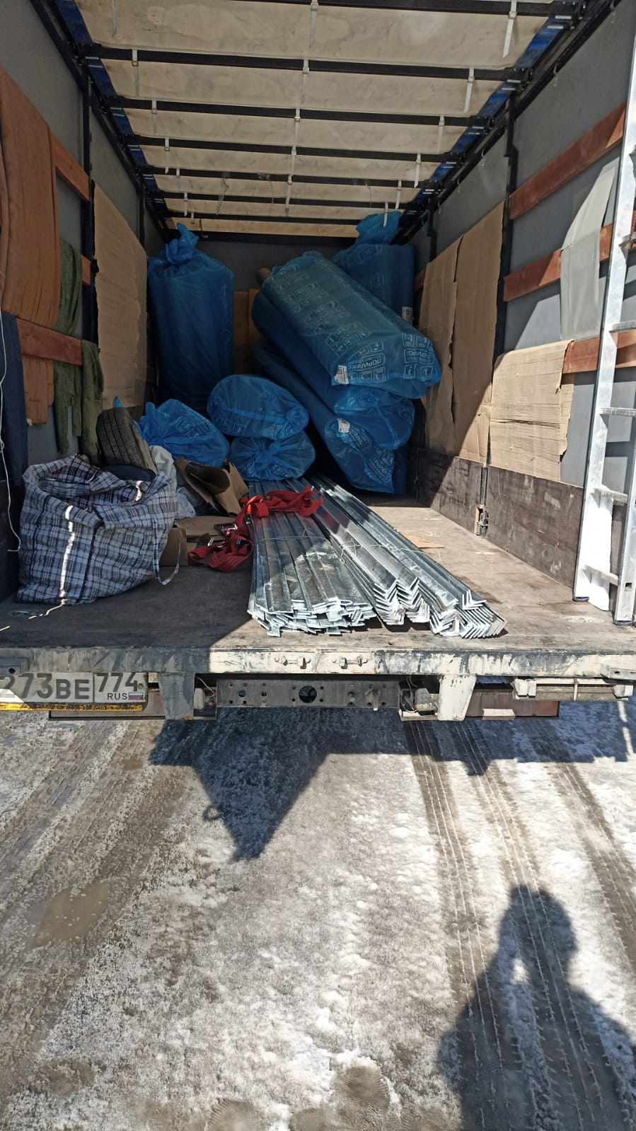 Металлический уголок и полоса из Екатеринбурга в Магнитогорск